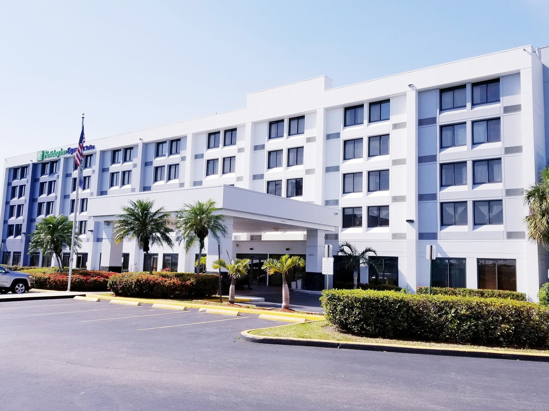 海厄利亚酒店住宿-Holiday Inn Express & Suites Miami - Hialeah By IHG
