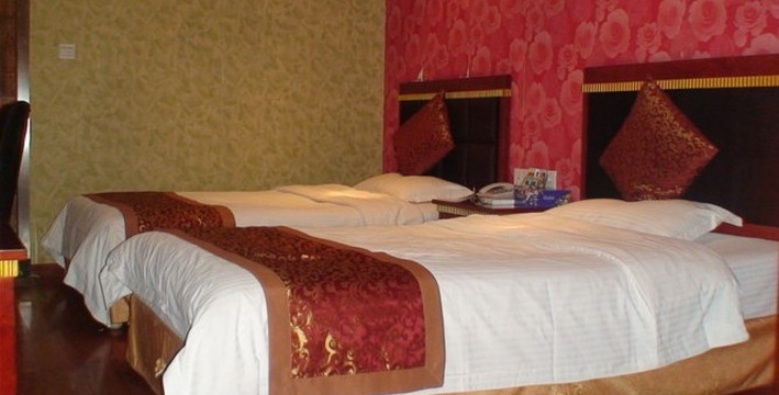 易豪酒店(重庆解放碑地铁站赛格尔店)主图