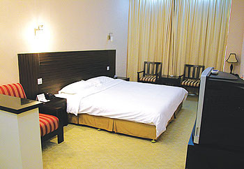 苏州观前街桔子水晶酒店主图