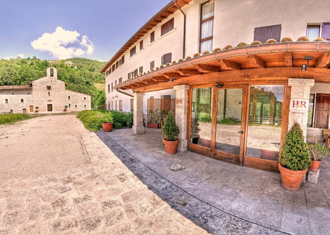 Acquasanta Terme酒店住宿-Hotel Monastero Valledacqua