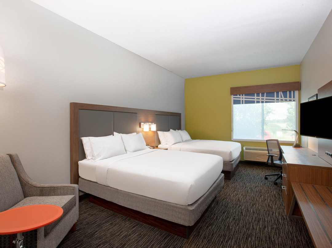Holiday Inn Express & Suites Columbus by IHG主图