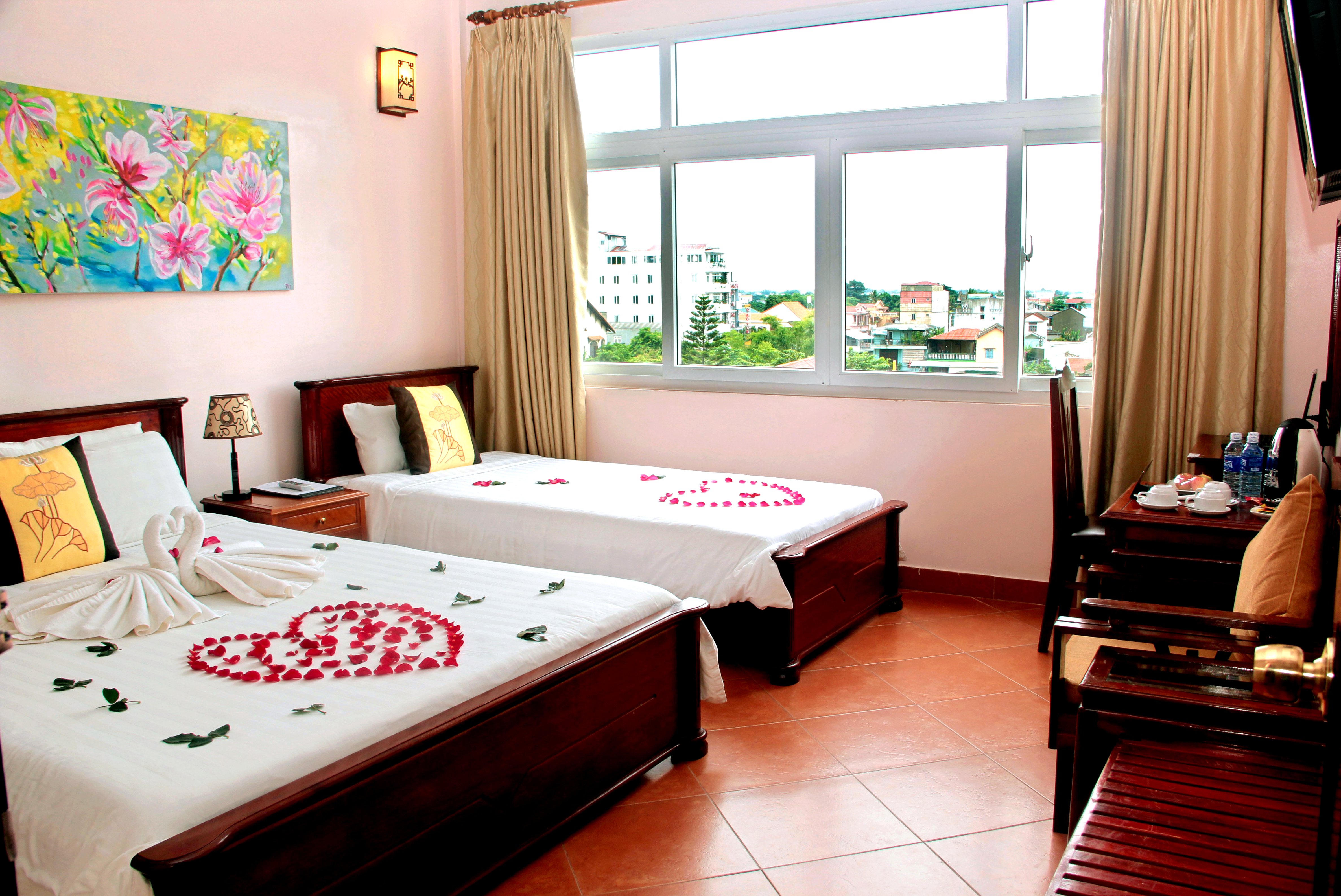 假日钻石大酒店-官方