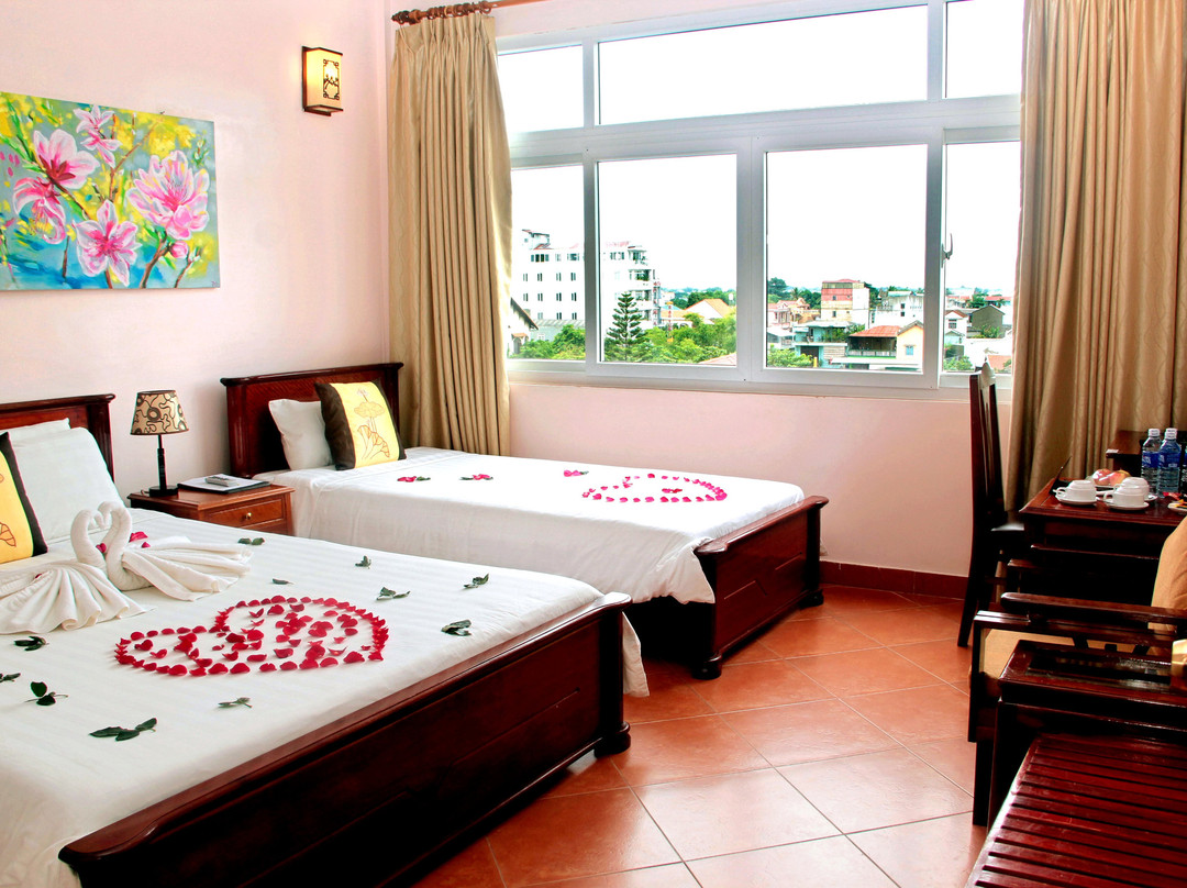 假日钻石大酒店