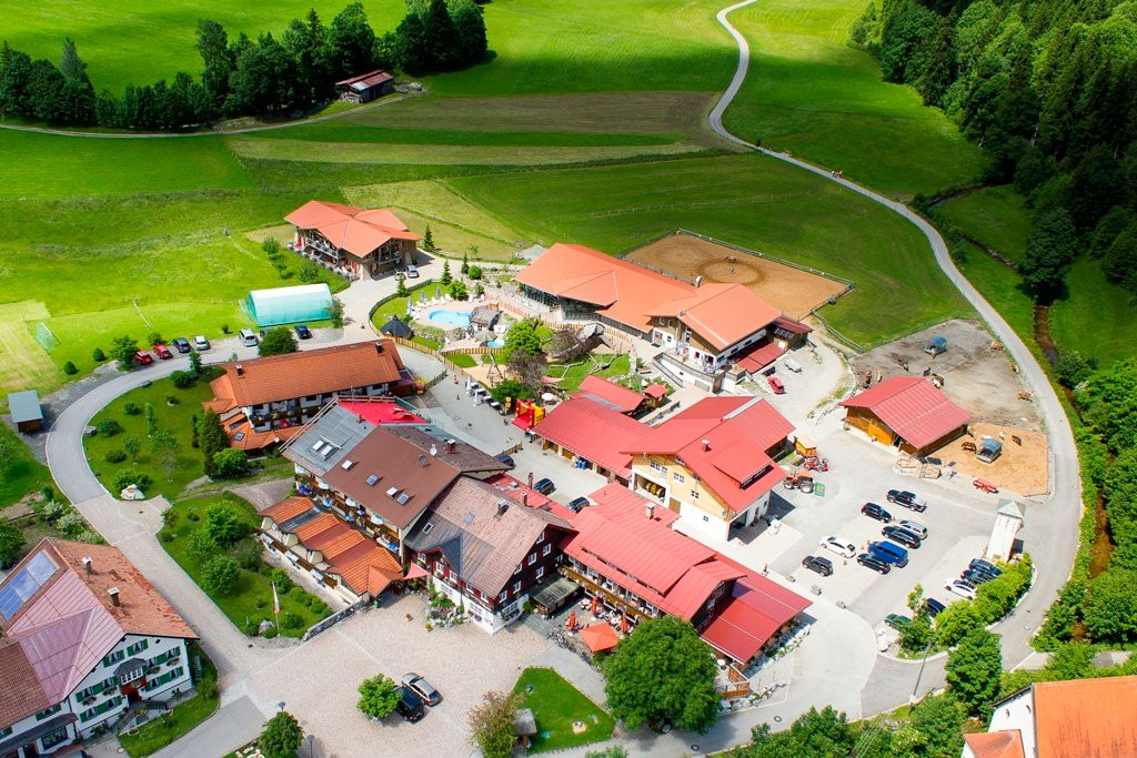 Unterjoch酒店住宿-Familotel Krone