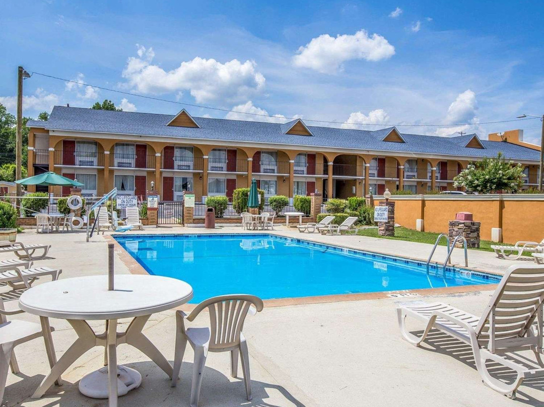 Quality Inn Greenwood Hwy 25主图