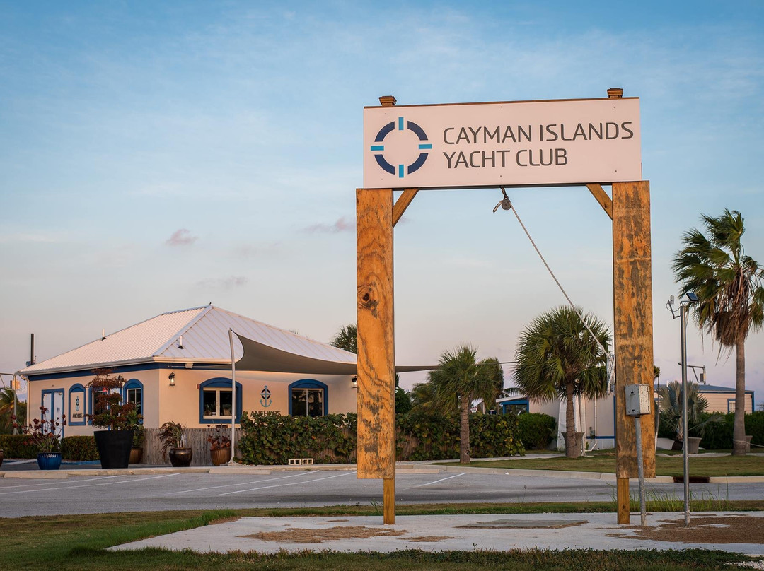 Cayman Islands Yacht Club景点图片