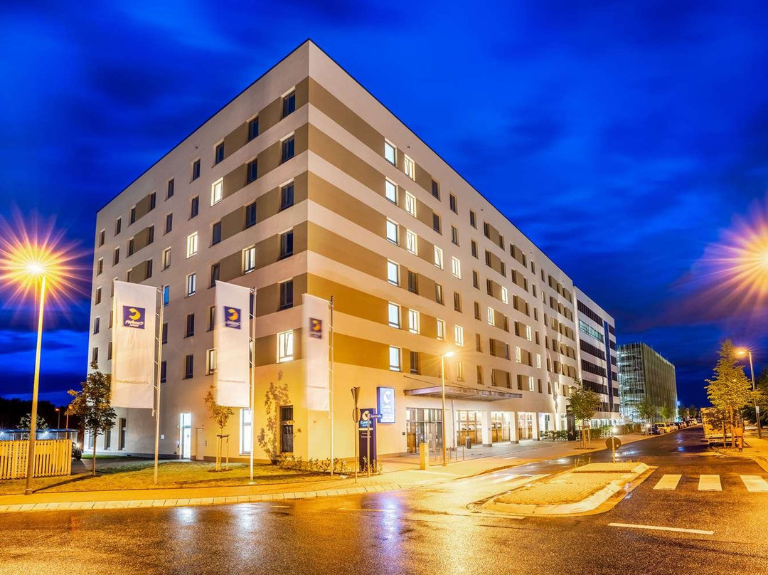 Hey Lou Hotel Frankfurt Airport主图