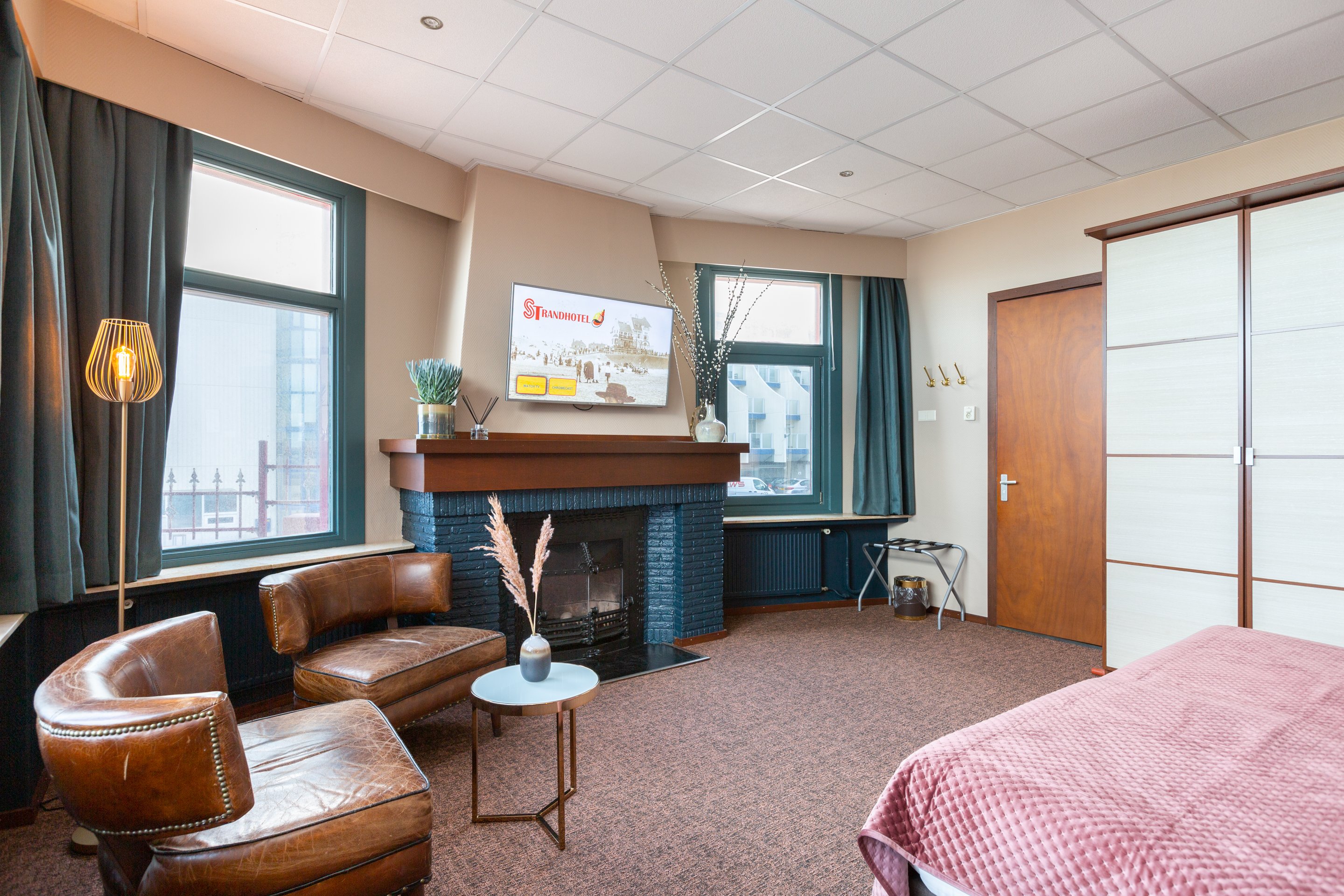 Strandhotel Scheveningen-官方