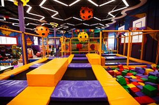 Global Play-乌苏里斯克必去景点