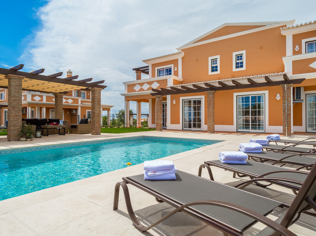 Colina Luxury Villas