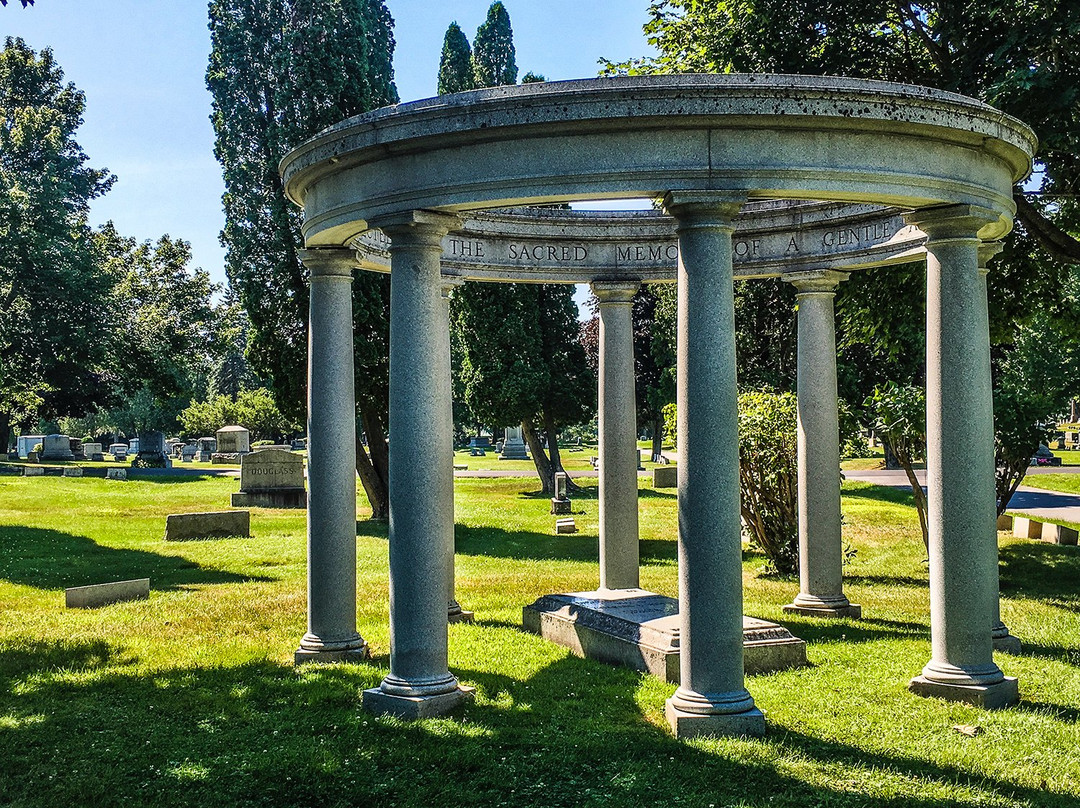 Mount Hope Garden Cemetery景点图片