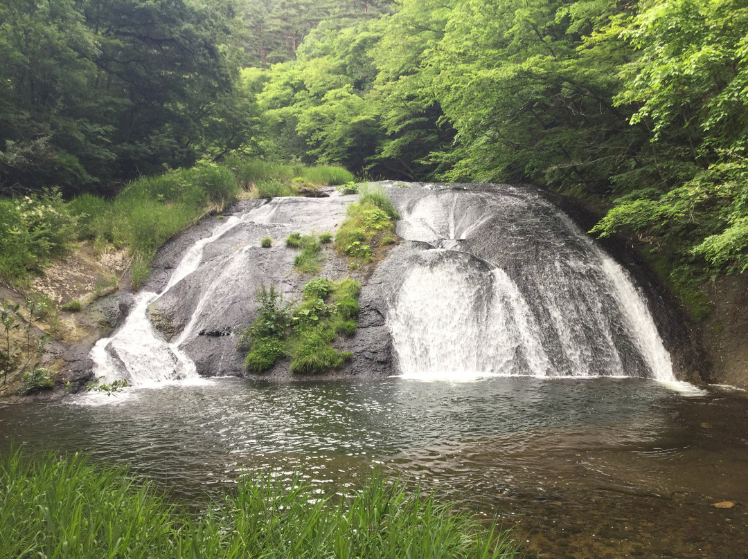 花卷市旅游景点-Kamabuchi no Taki Fall