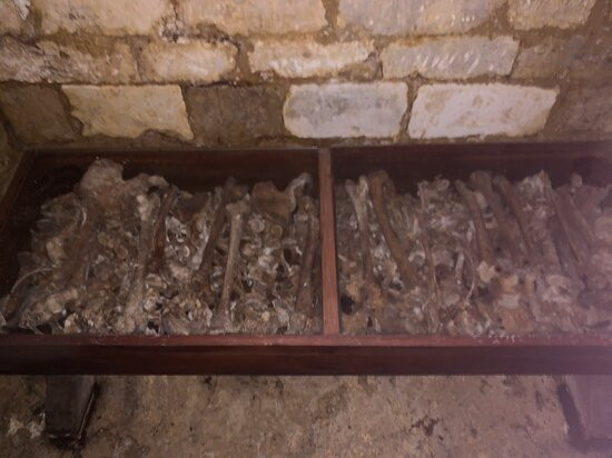 Eglise Saint-vivien-Ecoyeux必去景点