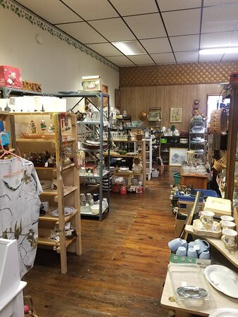 Backroads Flea Market-Greenfield必去景点