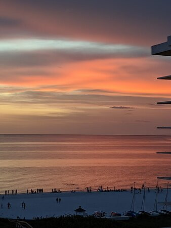 The Charter Club of Marco Beach主图