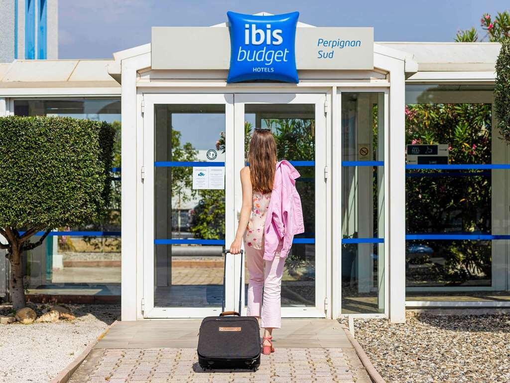 ibis budget 佩皮尼昂南部酒店主图
