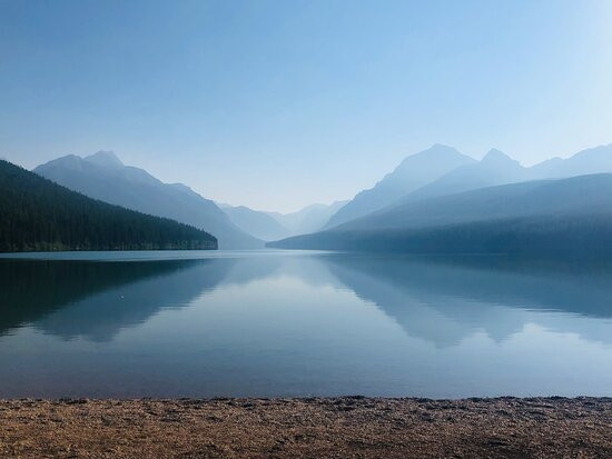Bowman Lake-冰河国家公园必去景点