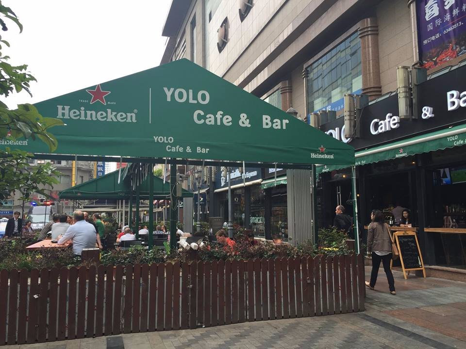 Yolo Cafe And Bar