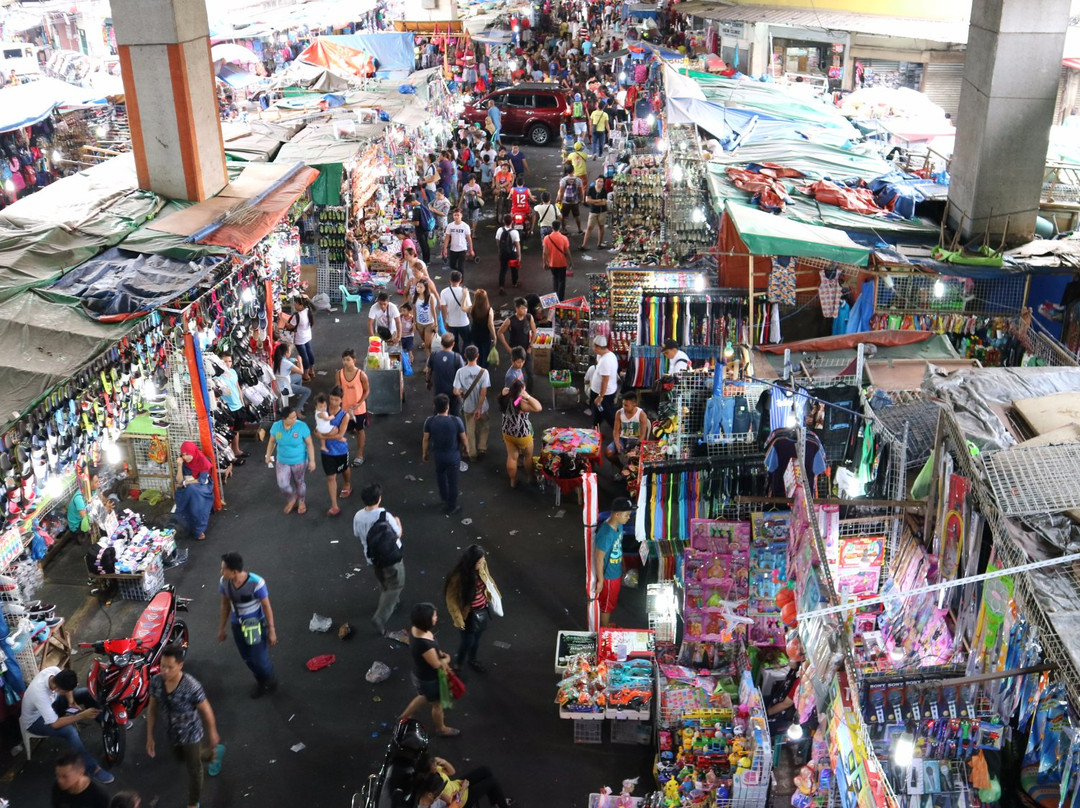 帕拉纳克市旅游景点-Baclaran Market