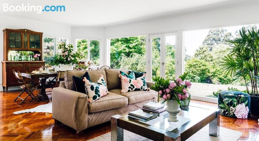 Beechmont Garden Retreat