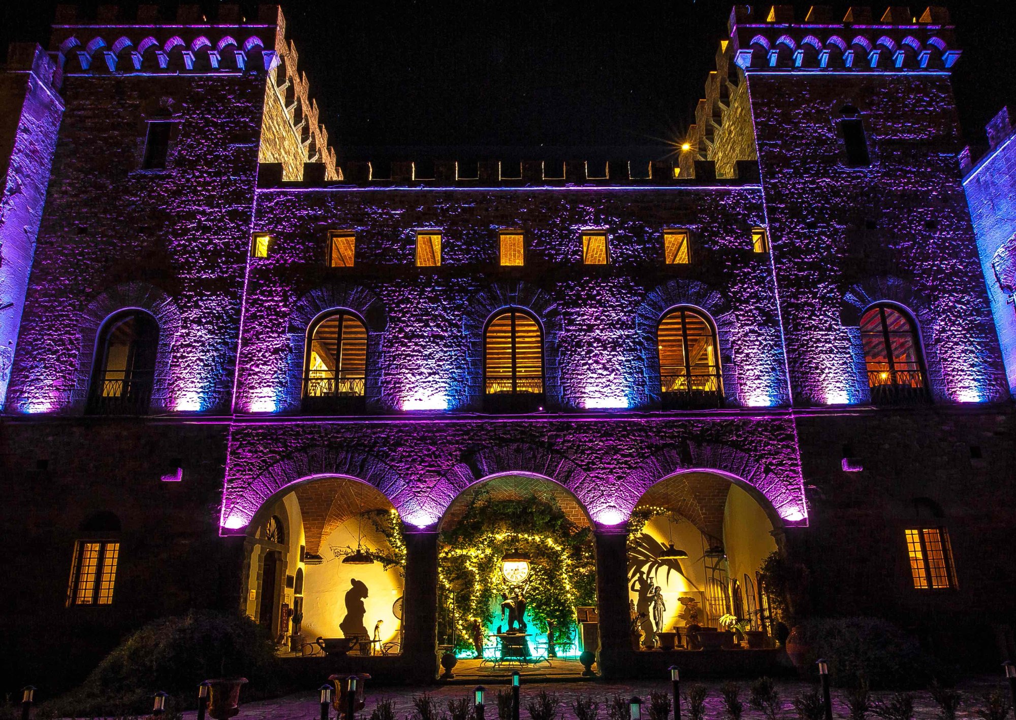 Castello di Montalbano-官方