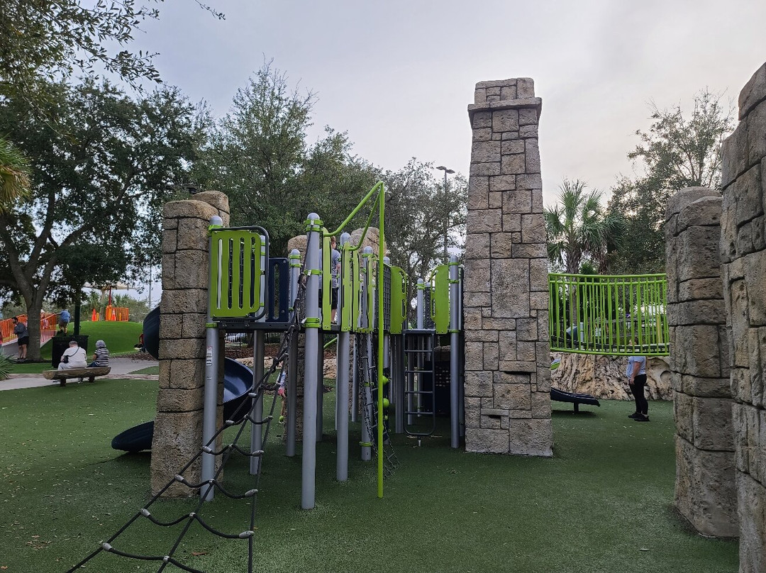 2024年3月James F. Holland Memorial Park景点攻略James F. Holland Memorial