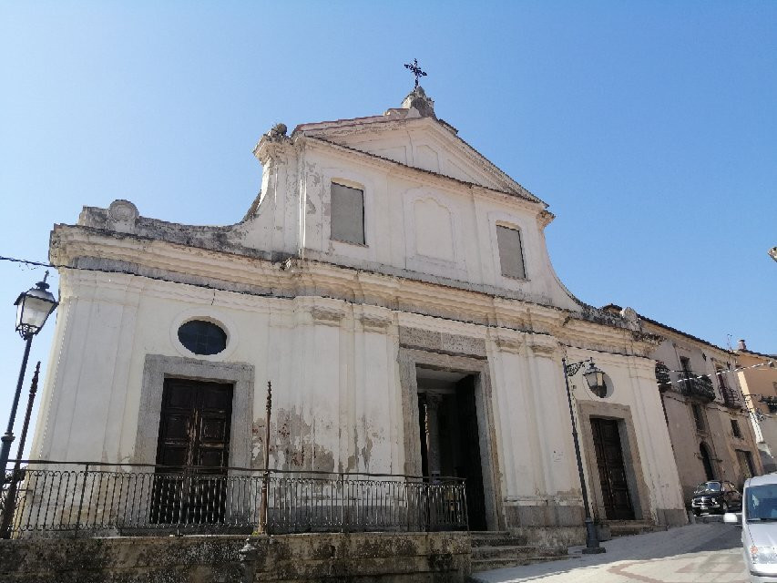 Chiesa Santa Domenica Vergine e Martire (Matrice)景点图片