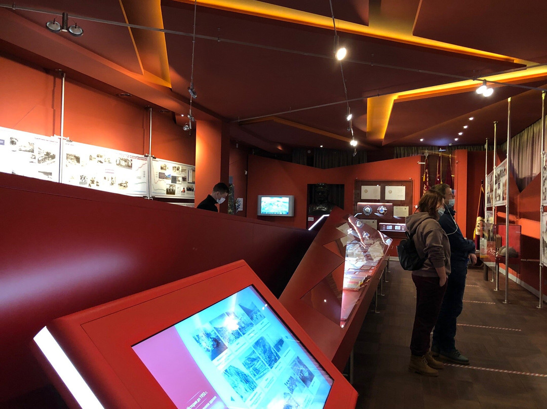 Museum and Exhibition Center Apatite景点图片