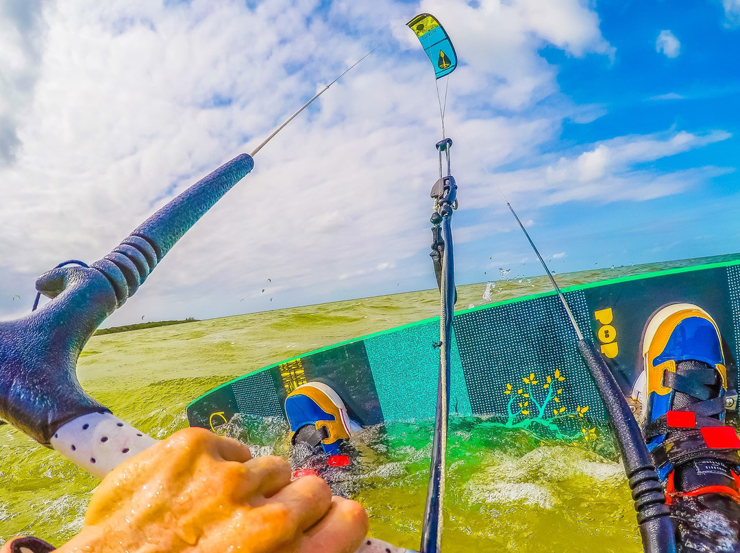 Wind Nomads Kitesurfing-Isla Blanca必去景点