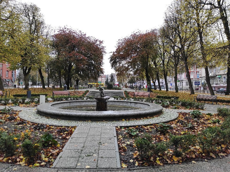 Monument of Henryk Sienkiewicz in Słupsk景点图片