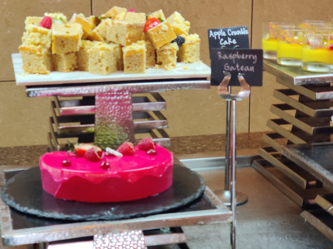 Bahi Ajman Palace Hotel主图