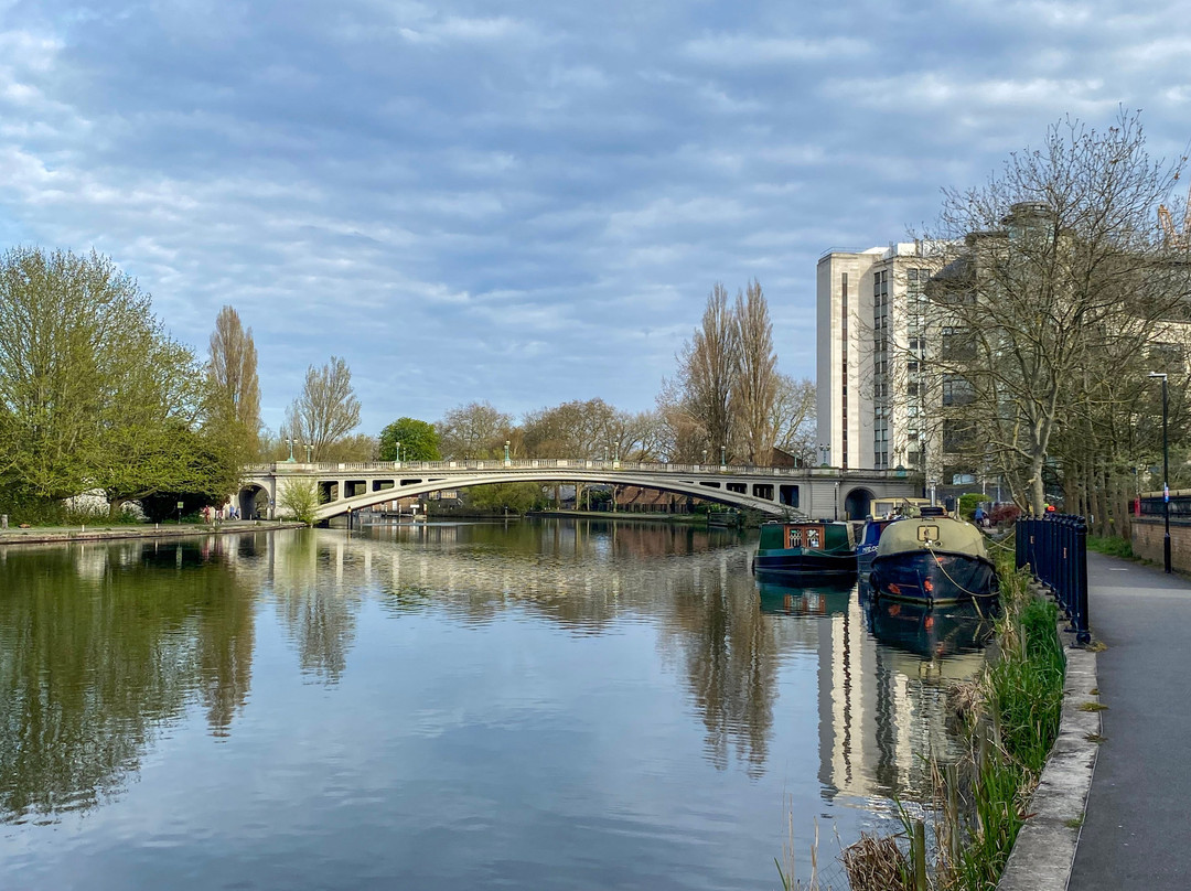 Caversham Court Gardens景点图片