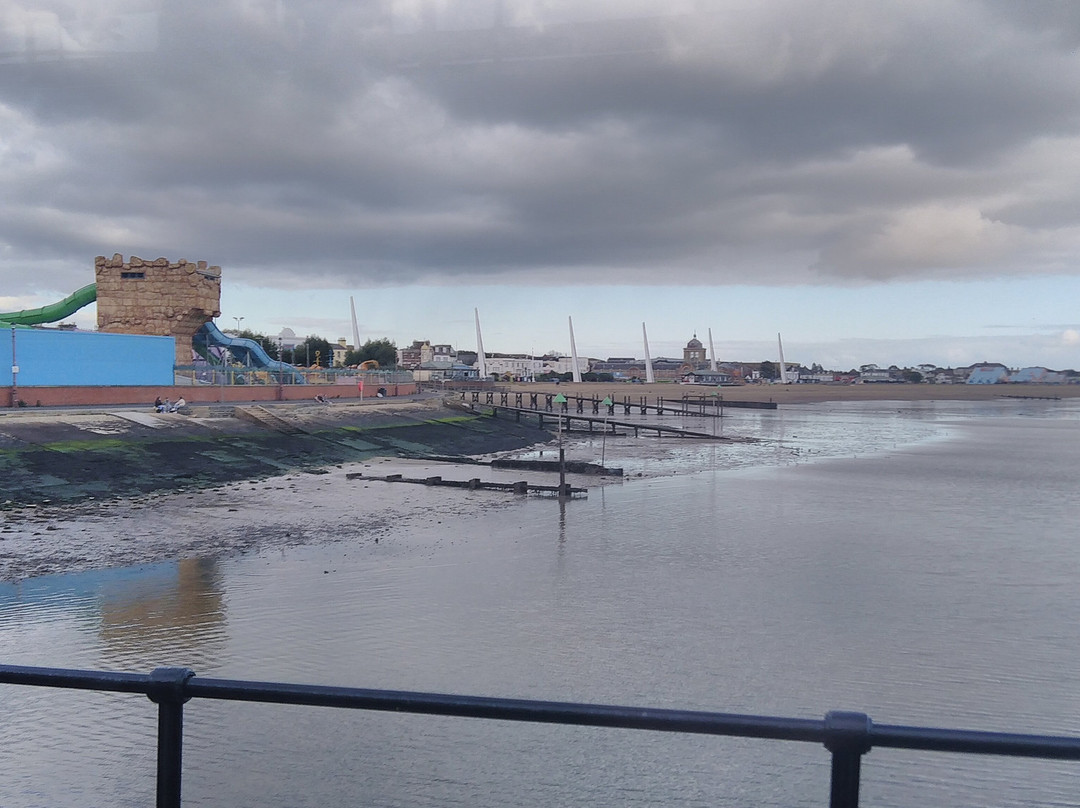 Southend Pier & Railway景点图片