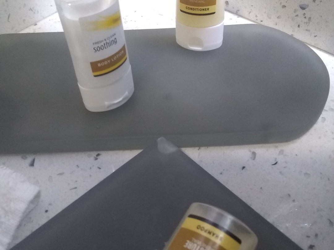 La Quinta Inn & Suites by Wyndham Blue Springs主图