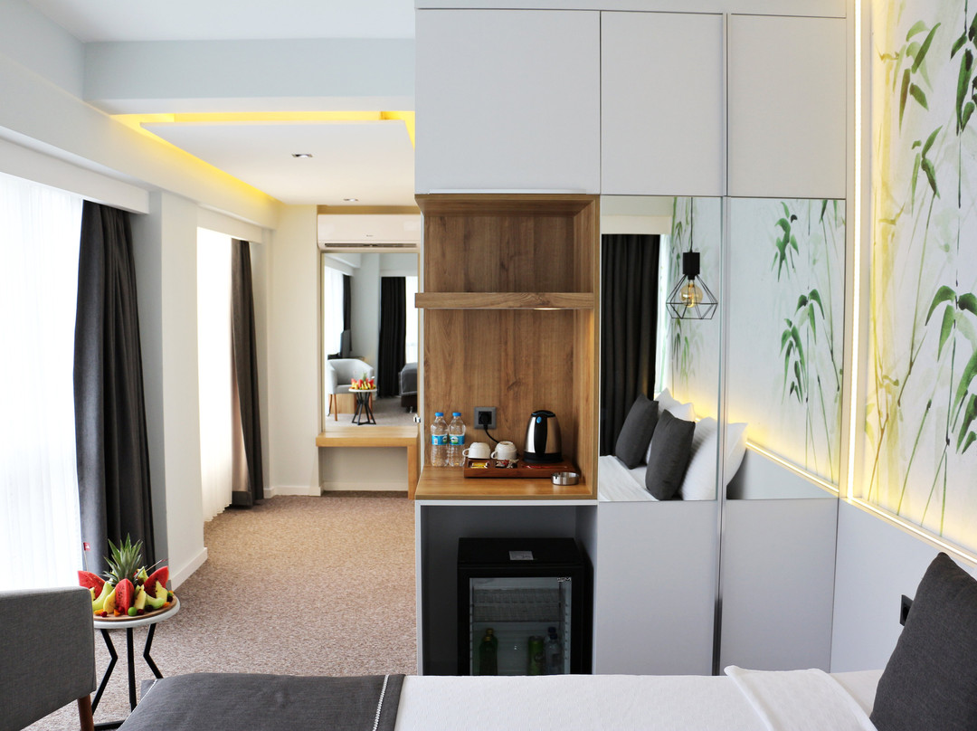 Luis Hotel主图