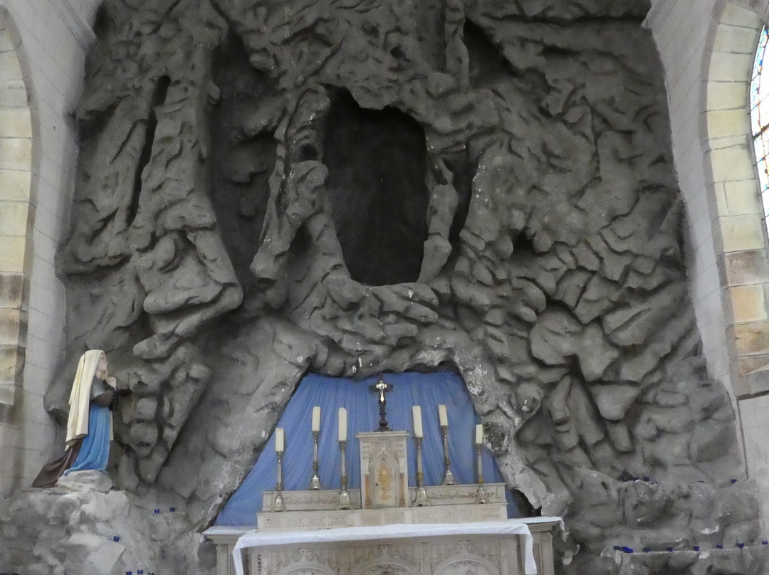 Eglise Saint Sauveur-欧赖必去景点