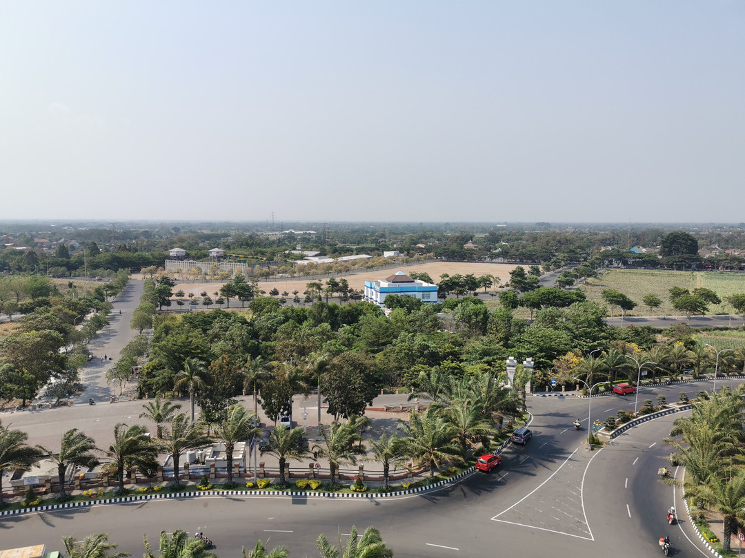 Simpang Lima Gumul Monument-谏义里必去景点