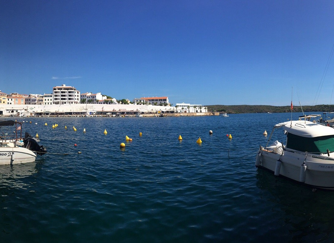 Cala Fonts-Es Castell必去景点