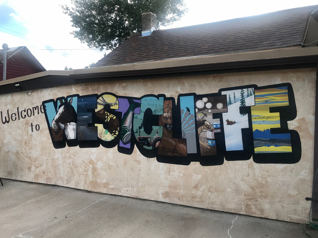 The Courtyard Country Inn主图