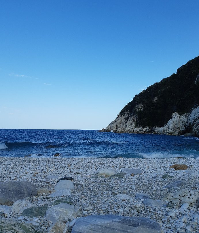 Damouhari port-Mouresi必去景点