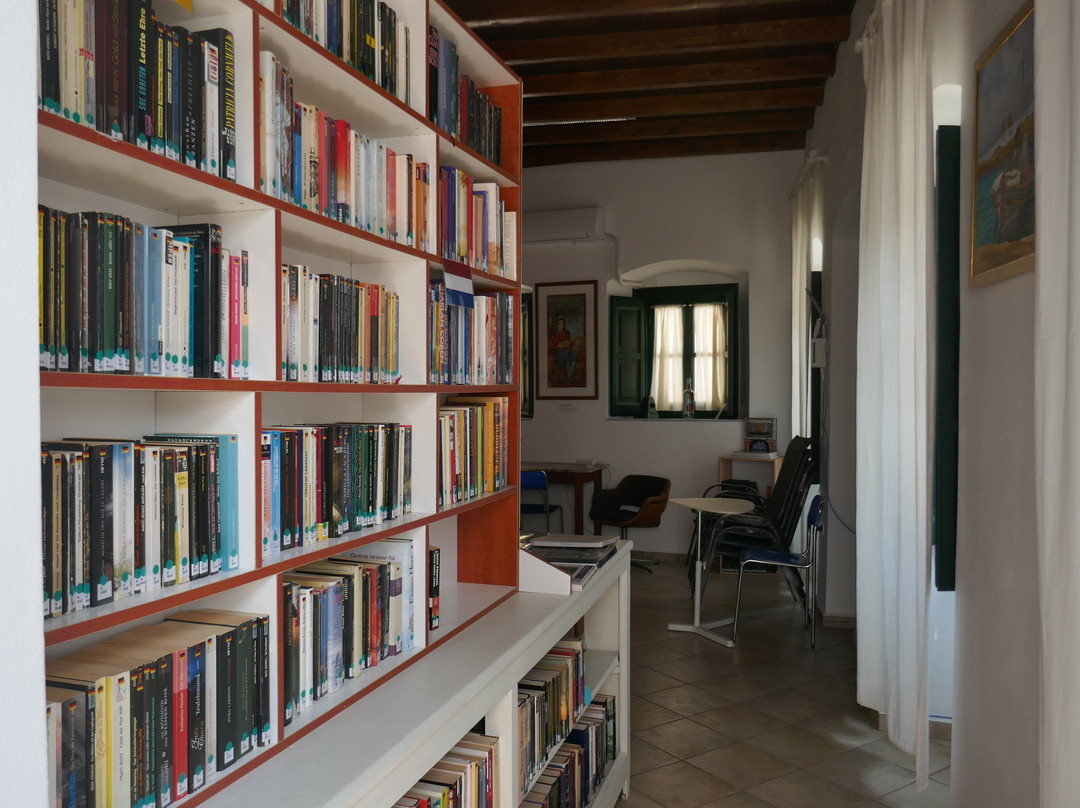 Public Library of Leros景点图片