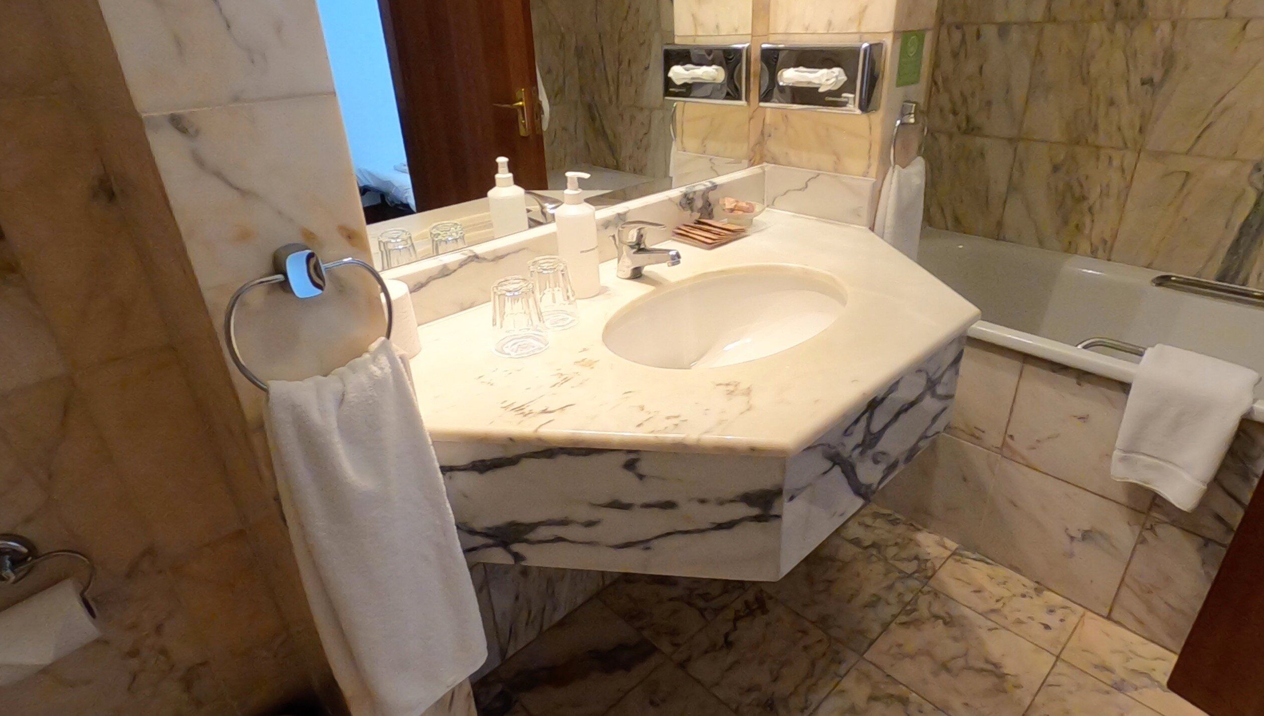 Vilnius Grand Resort-浴室