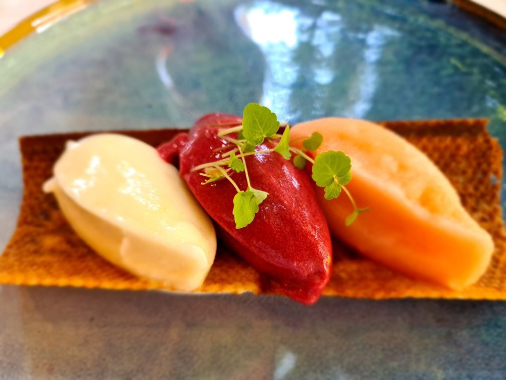 Bage-le-Chatel旅游攻略图片