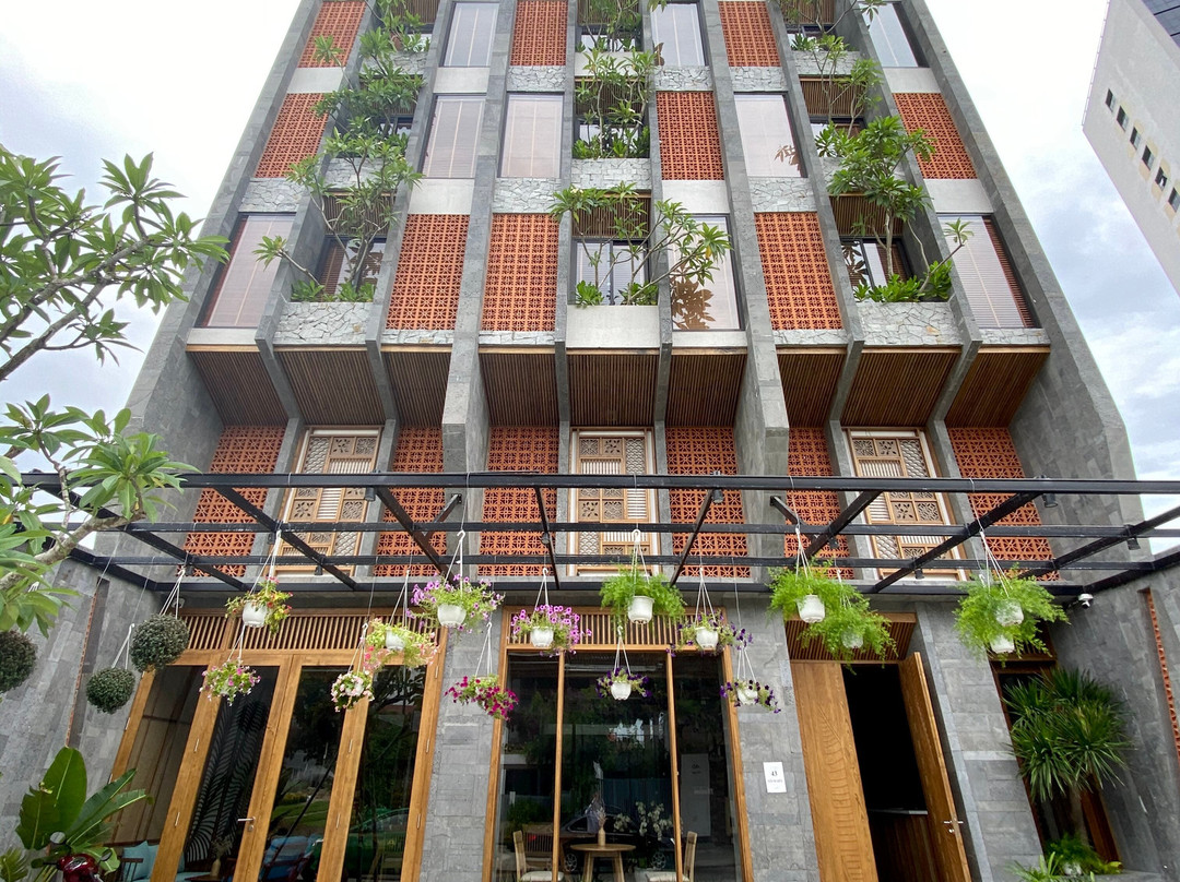 M Boutique Danang主图