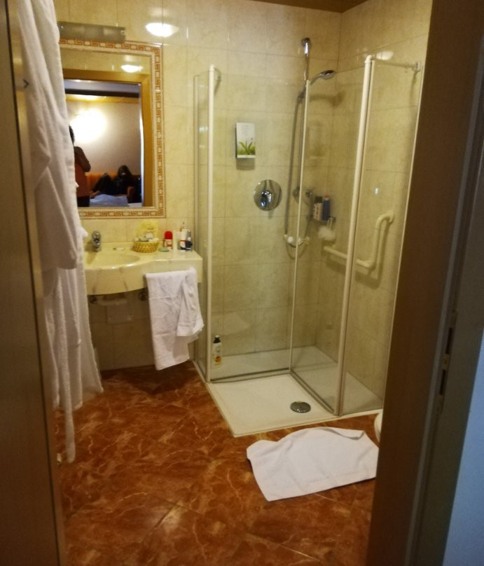 Hotel Alpenjuwel主图