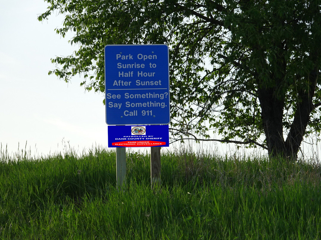 Town of Perry Hauge Historic District Park-Mount Horeb必去景点