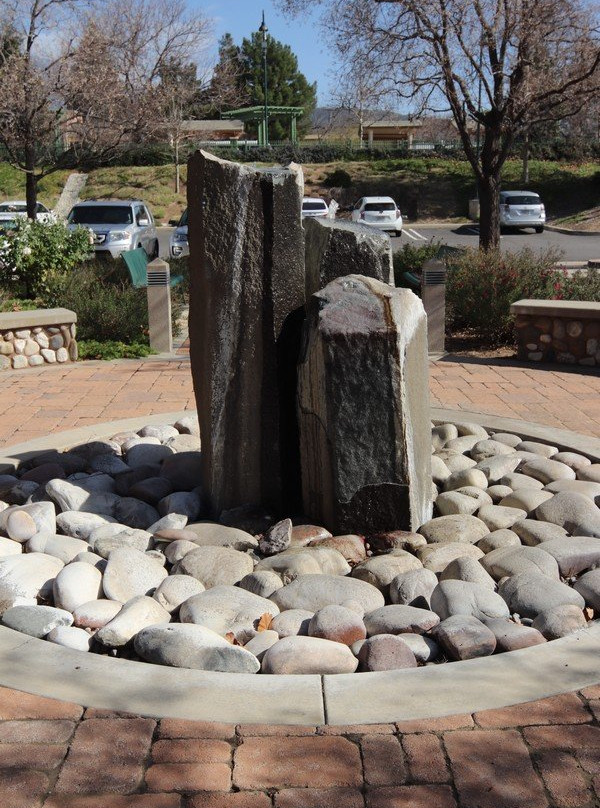 City Hall-Calimesa必去景点