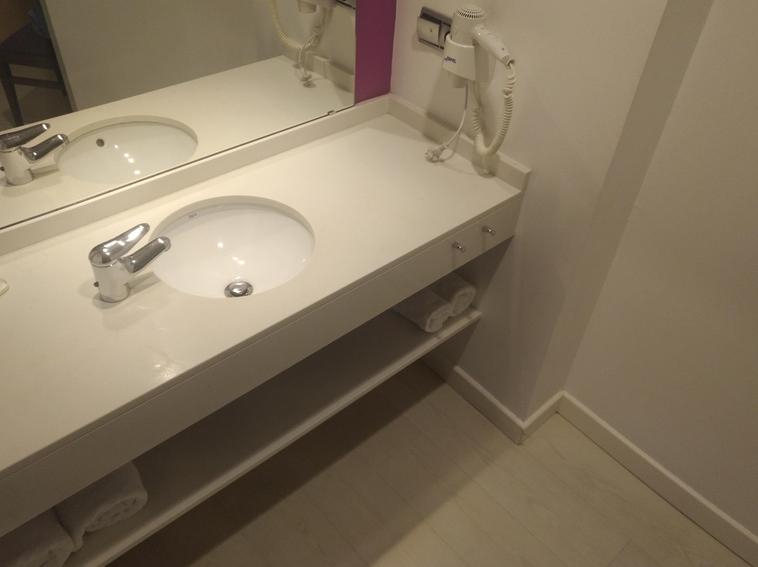 欧罗巴酒店主图