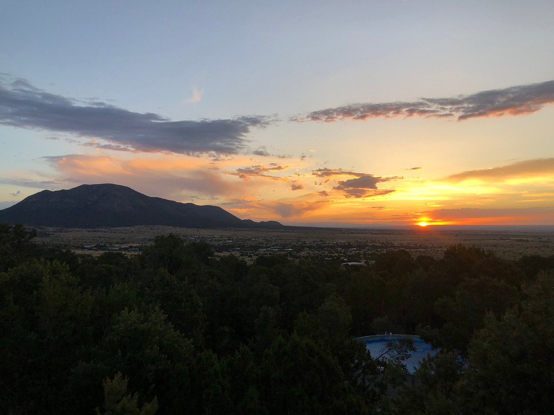 Enchantment Equitreks-Edgewood必去景点