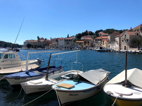 Lozisce旅游攻略图片